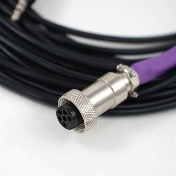 large_13826_0_10vcable_3.jpg